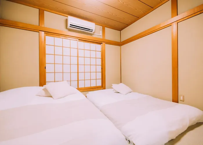Huge Osaka Castle House - Local Vibes Quiet Area